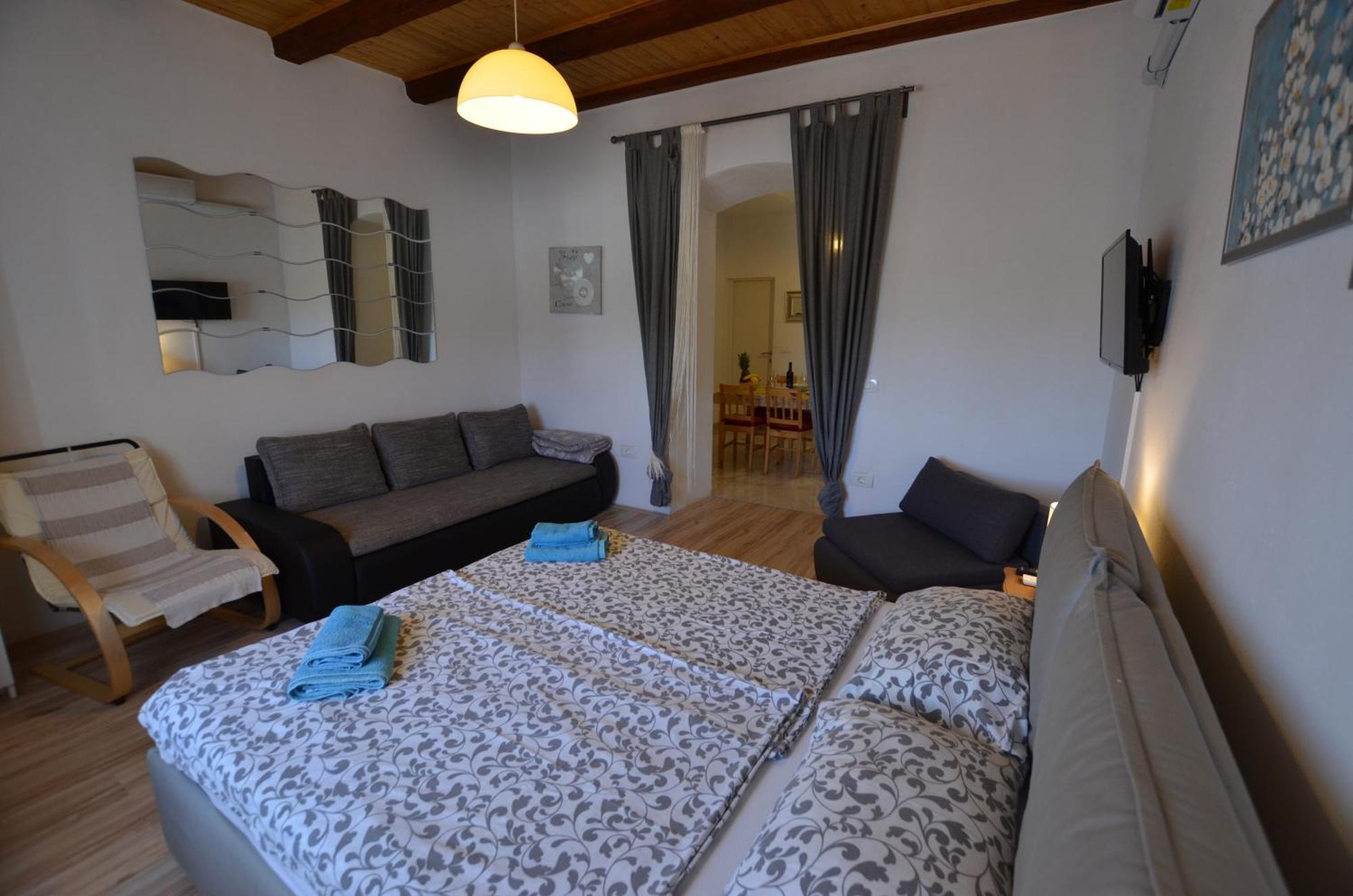 רוביני Graziella Apartment מראה חיצוני תמונה